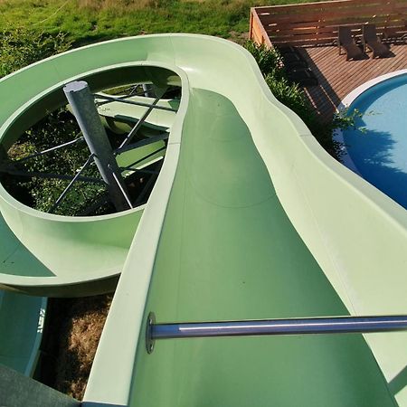 Camping Les Vernieres La Bourboule Sancy Exterior photo